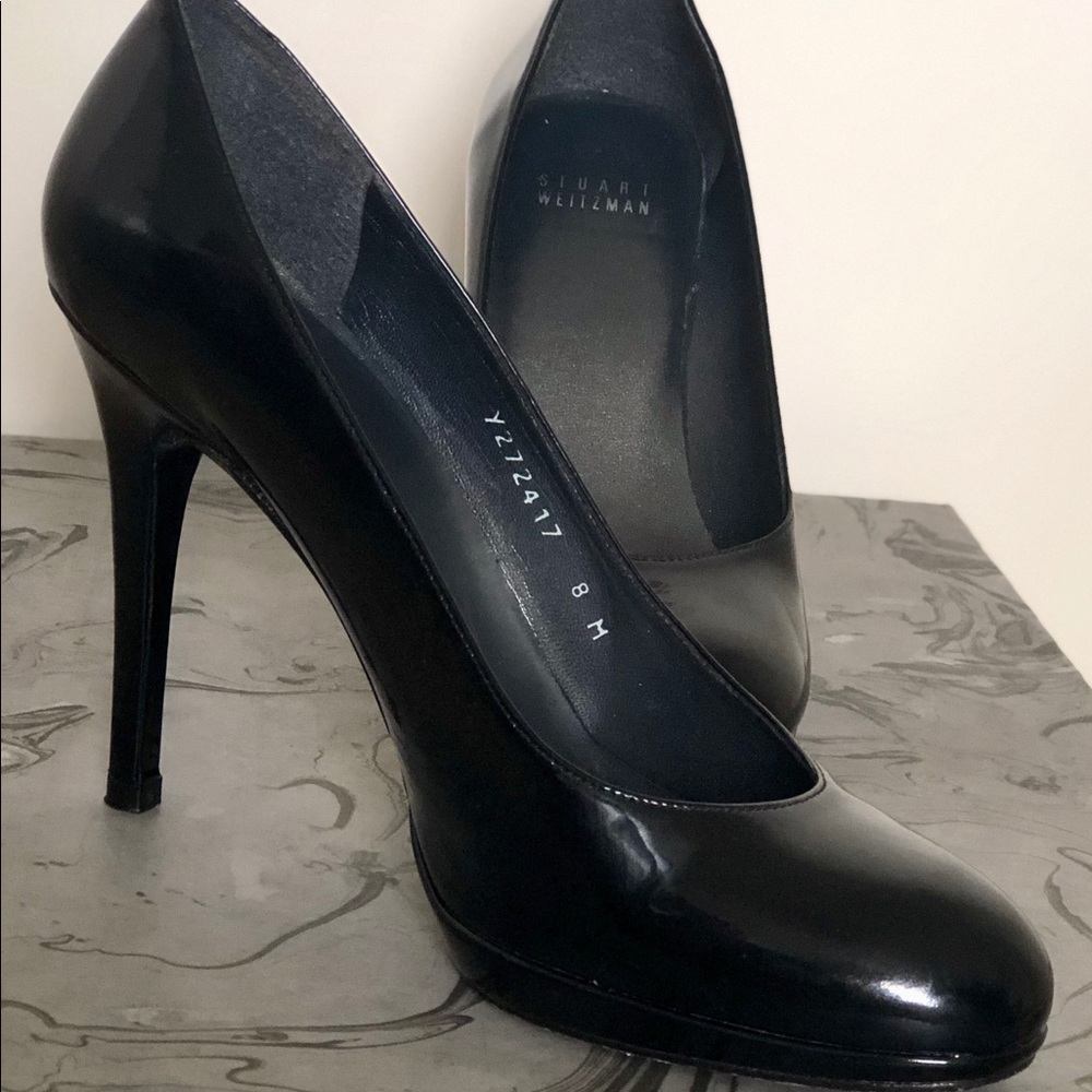 Stuart Weitzman Black Leather Mid-Heel